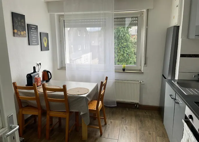 Schoene In Ruhiger Lage コブレンツ